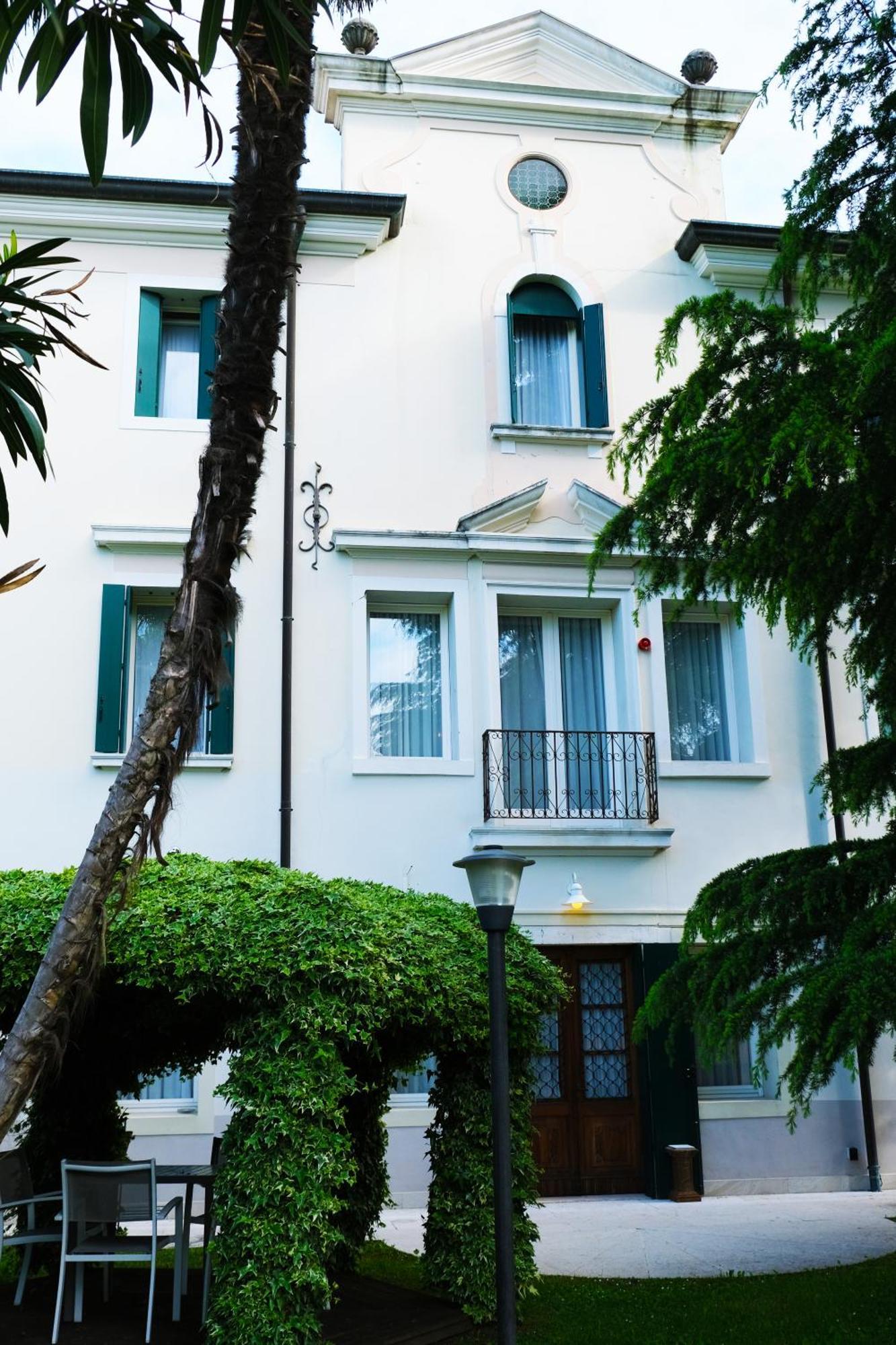 Hotel Villa Ca Damiani Caneva Exterior photo